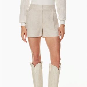 Aritzia Wilfred Fable Linen 3" Short